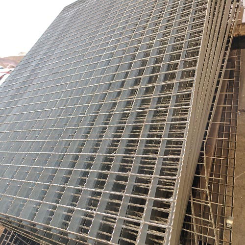 鋼格板鋼格柵板應用在工業廠房上的好處