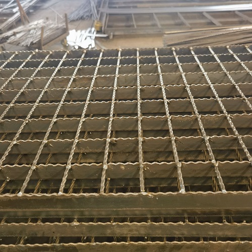 車間平臺鋼格柵鋼格板應用全解析