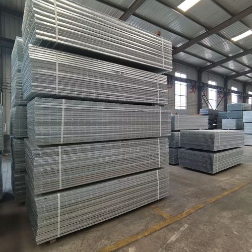 你以為它只是工廠標(biāo)配？鋼格柵的創(chuàng)意變身太驚艷了