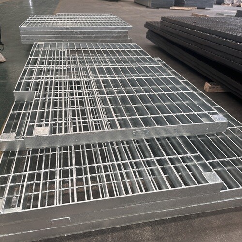 鋼格柵板承載能力測(cè)試報(bào)告出爐，數(shù)據(jù)說(shuō)話！