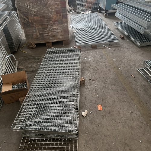 鋼格板玩出設計感商業綜合體隔斷新選擇