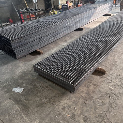 大跨度鋼格板選型要點與承重計算